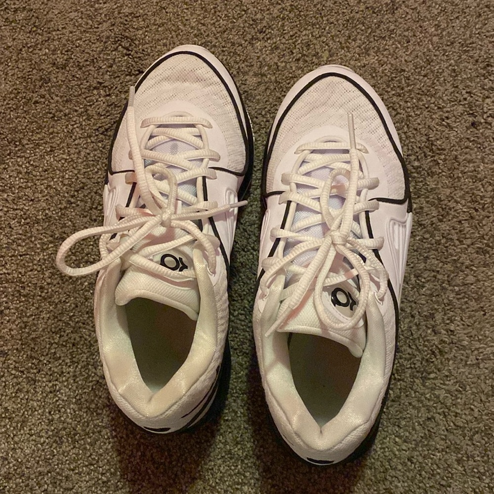 Basketball shoes Kevin durant 16s